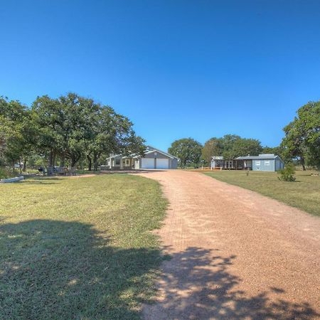 Grey Haus Casita-Peaceful Hill Country Views! Villa Fredericksburg Buitenkant foto