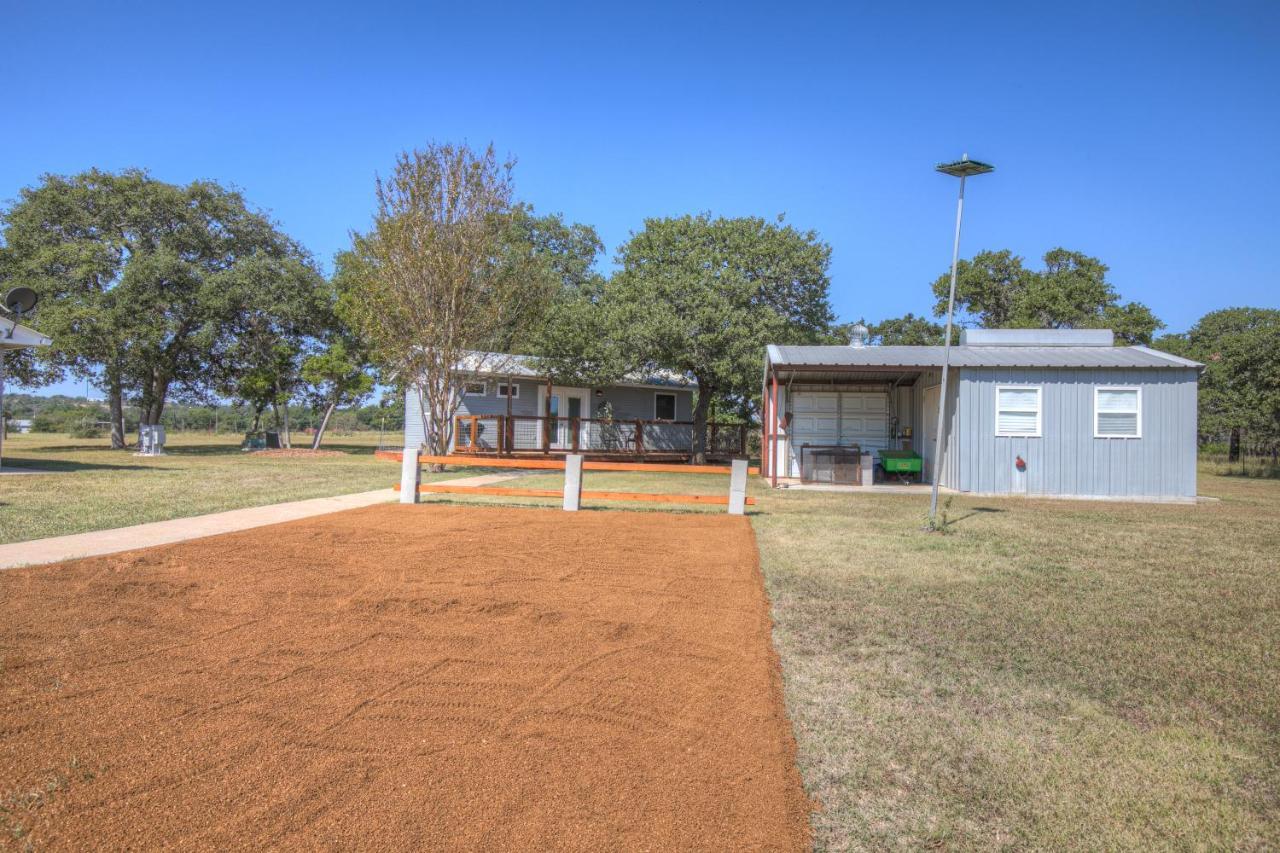 Grey Haus Casita-Peaceful Hill Country Views! Villa Fredericksburg Buitenkant foto